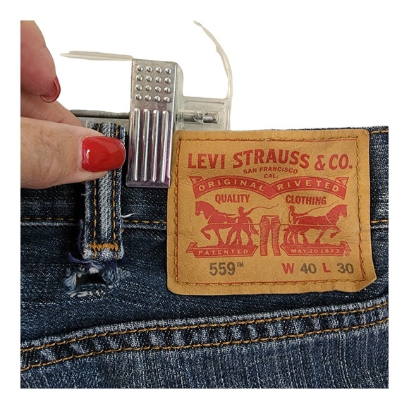 Levis Men's 559 Relaxed Fit Straight Blue Denim Jeans Size 40X32 - Picture 9 of 11